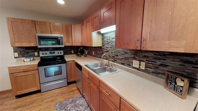 Oxbow Park Apartments
