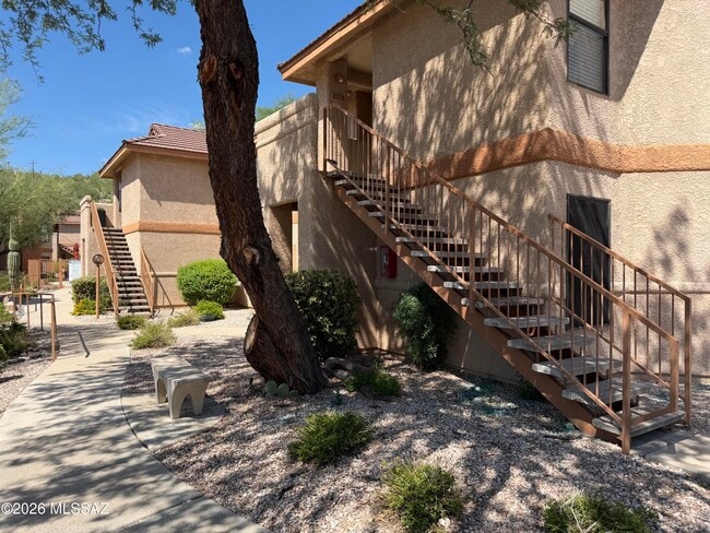Building Photo - 7255 E Snyder Rd Unit 3201