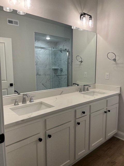 Photo - 238 Chenoweth Ln Unit 202