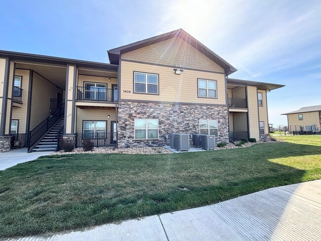 Photo - 1409 Genesis Dr