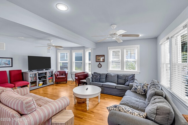 306 Ocean Park Ave