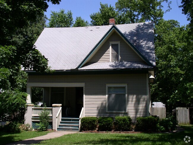 Building Photo - 942 Missouri St Rental