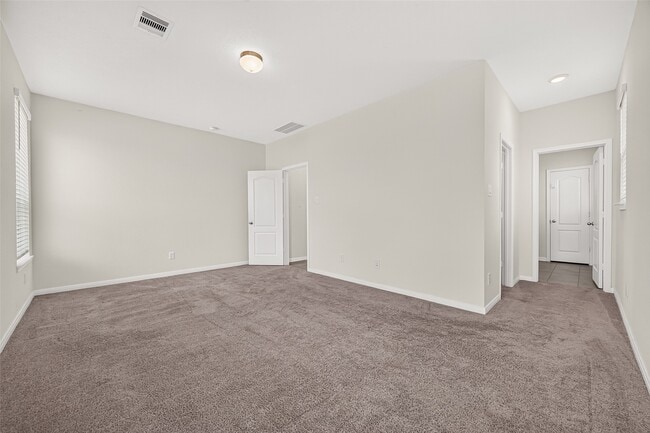 Building Photo - 2118 Katalonia Ln