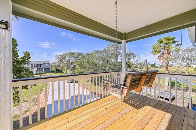 Photo - 2118 103rd St