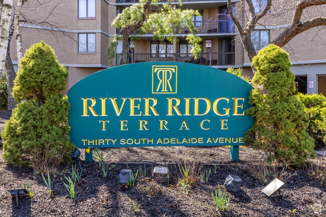 Photo - River Ridge Terrace