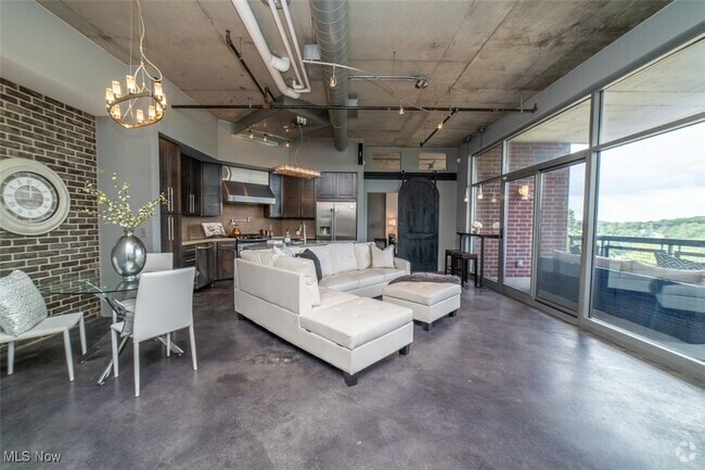 Building Photo - 21 Furnace St Unit 603 Rental