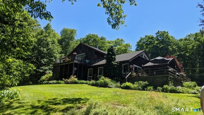 Building Photo - 203 Brick School Rd