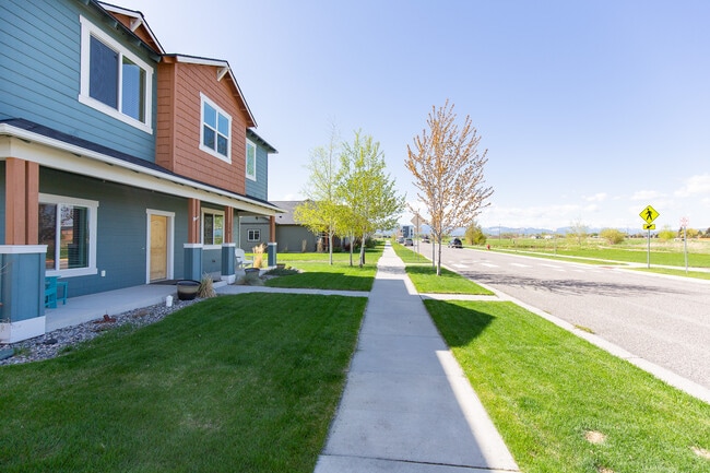 Photo - 136 Bull Frog Dr