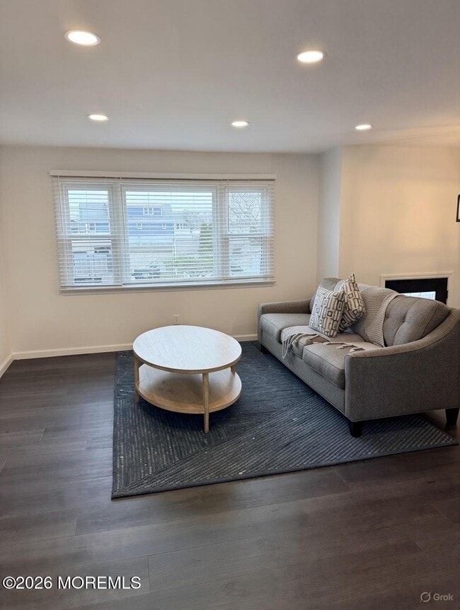 Photo - 2133 Bridge Ave