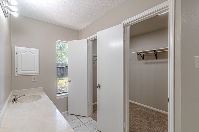 Photo - 14615 Cypress Valley Dr
