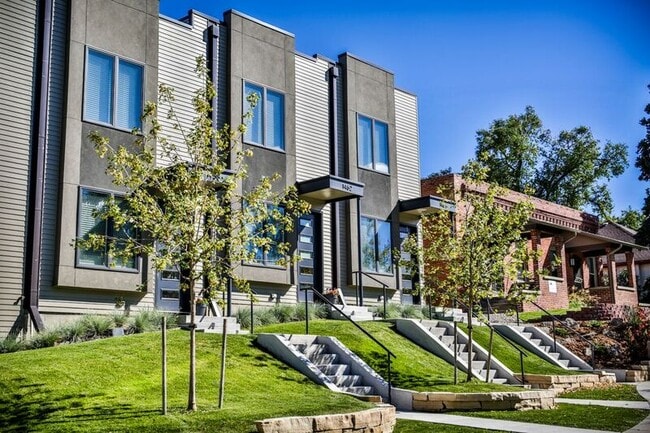 Building Photo - 1055 E Florida Ave