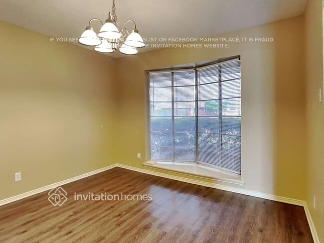 150 Valleyglen Dr