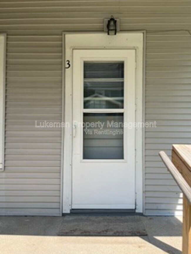 Photo - 412 E Prairie St Unit 3