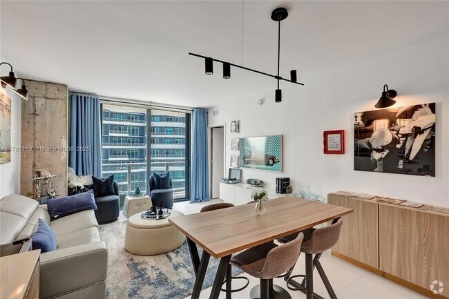 Building Photo - 1300 S Miami Ave Unit 4508 Rental