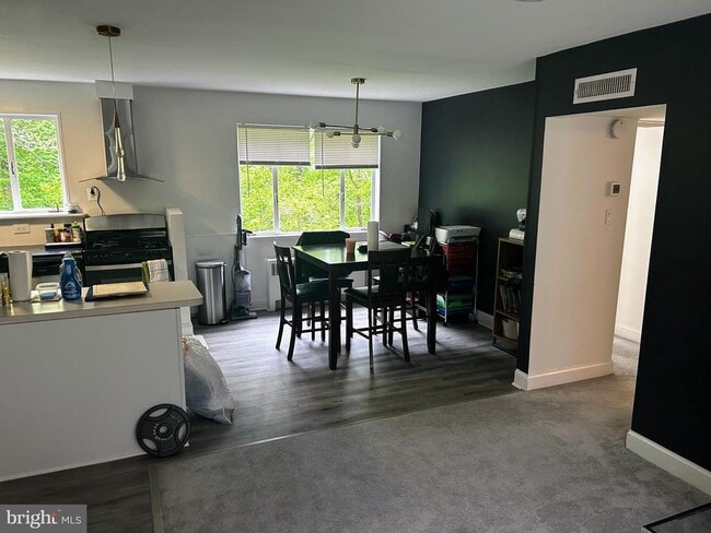 Photo - 10305 Montrose Ave Unit 202