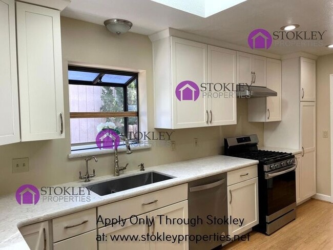 Photo - 1975 Shuey Ave