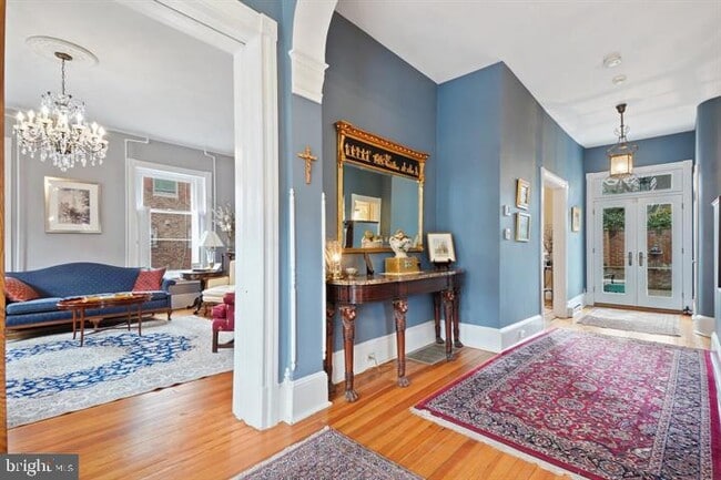 Photo - 121 W Church St