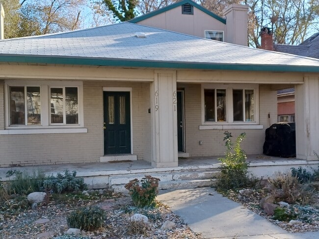 Photo - 621 S Lake St