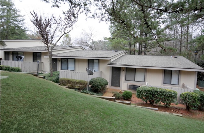 Photo - Parkwood Village