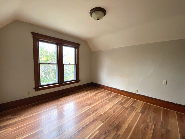 Photo - 617 Forest St Unit 3