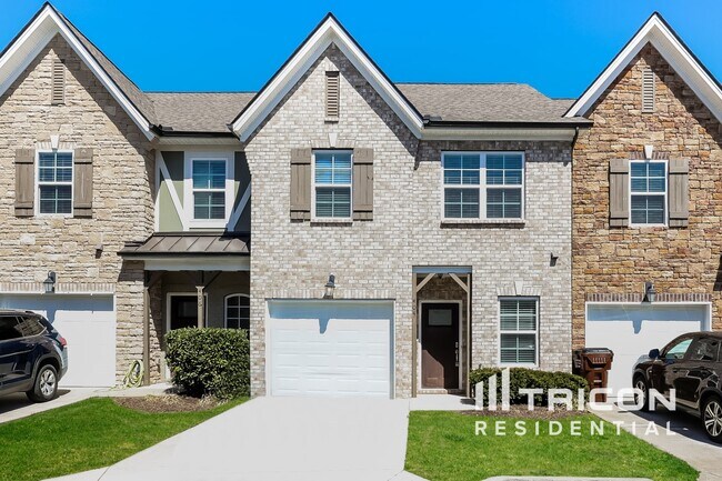 Photo - 404 Riverwood Ct Townhome