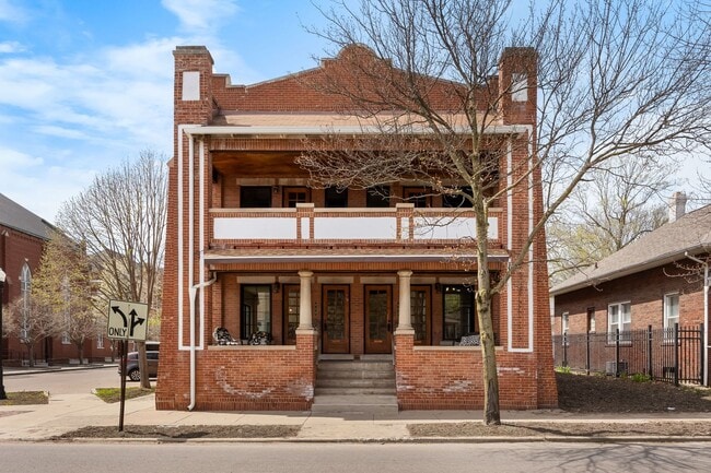 Building Photo - 400 N. 9th-4TH OFFSET Unit Apt. 400