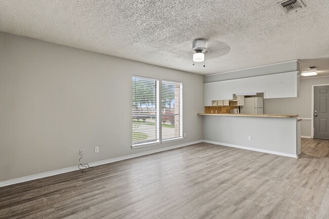 Photo - 322-328 Brookwood Unit 326 Brookwood