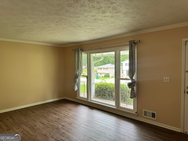 Photo - 827 San Miguel Dr