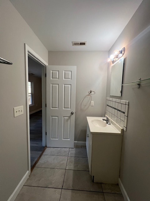 Photo - 916 Avon Ave Unit 202