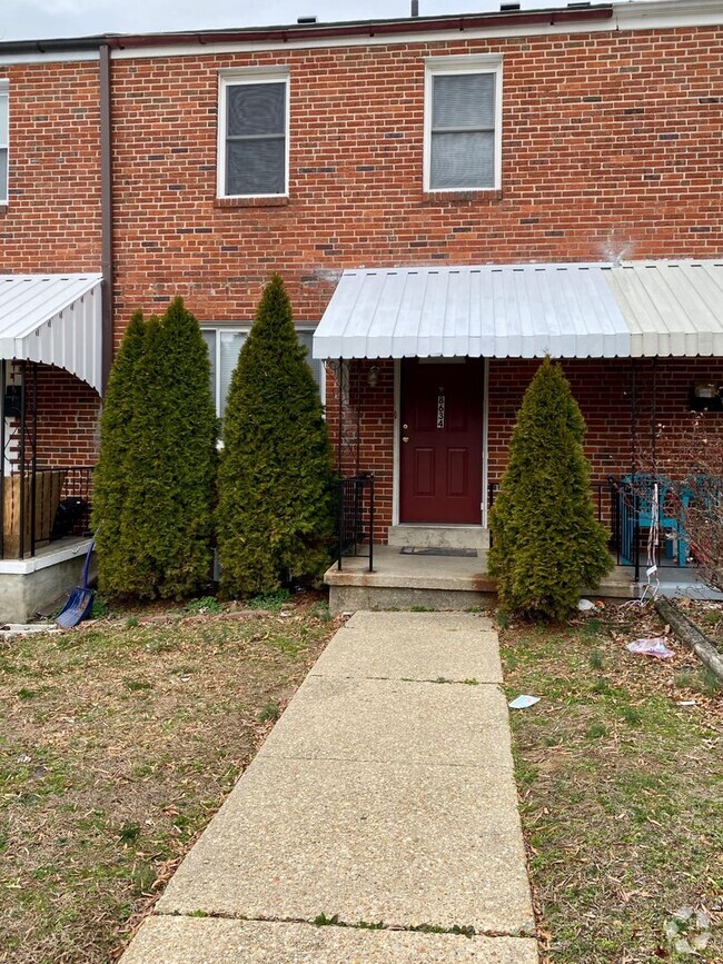 Building Photo - Fantastic Updated 3 Bedroom Townhome ~ Par...
