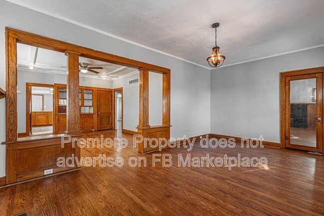Photo - 2400 N 12 St