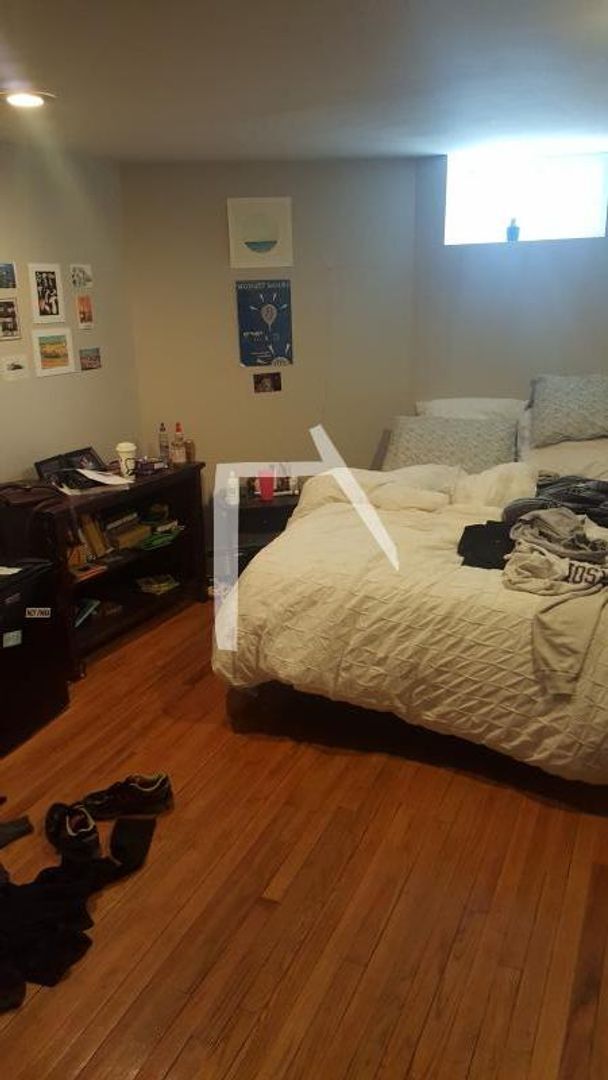 Photo - Charming 6 Bedroom-No Broker Fee