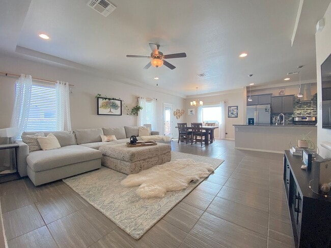 Photo - East El Paso 3 bed Refirg A/C