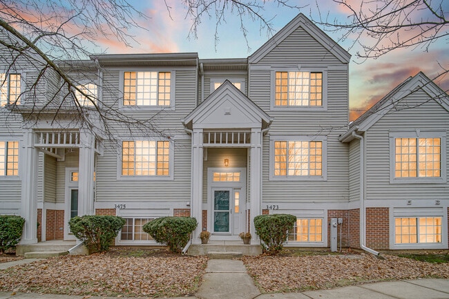 Building Photo - 3473 Ravinia Cir