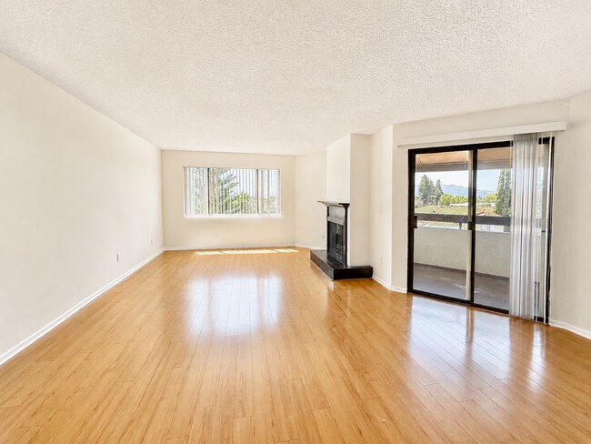 1554 E Wilson Ave Unit 7