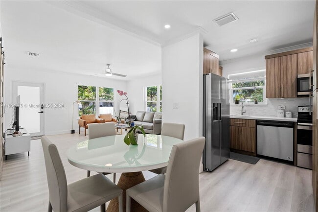 Photo - 785 SW 21st Rd