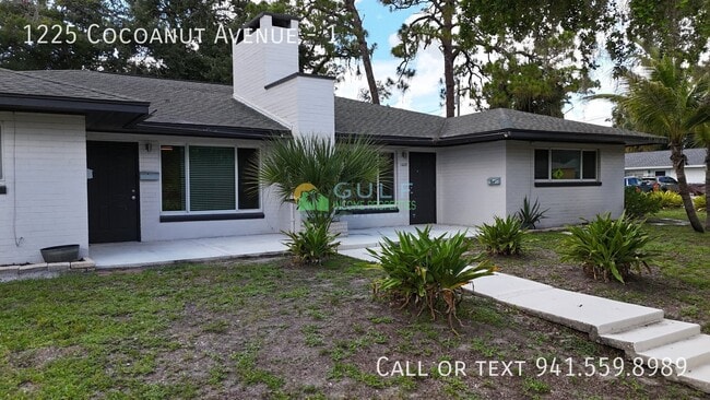 1225 Cocoanut Ave