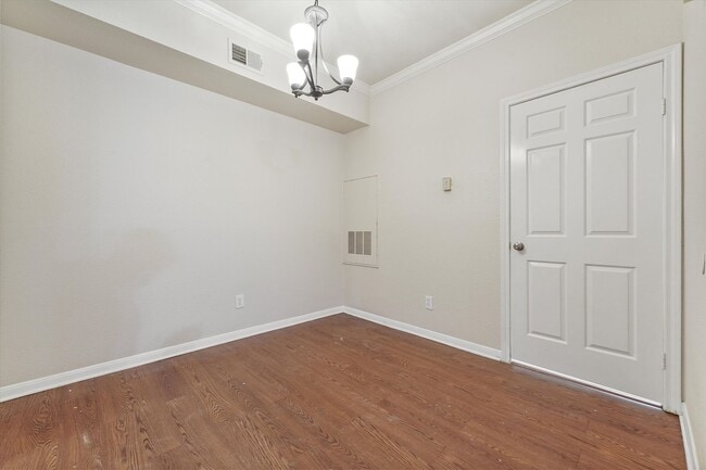 Photo - A perfect blend of comfort and convenience!