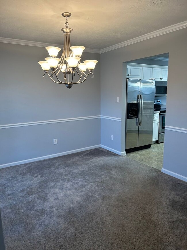 Photo - Spacious Family Rental in Prime Location