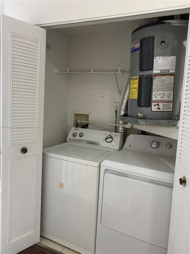 Photo - 721 SW 148th Ave