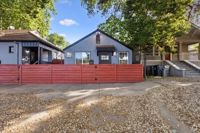 Building Photo - 1307 W St Rental