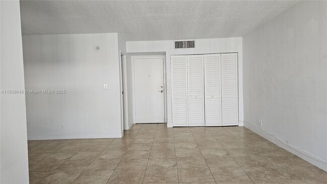 Photo - 17021 N Bay Rd Unit 710
