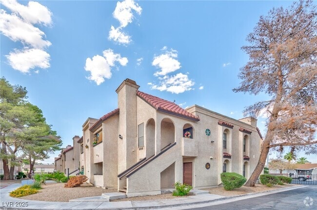 Building Photo - 1751 E Reno Ave Unit 122 Rental