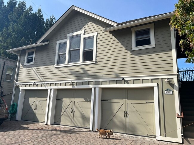 Building Photo - 579 Buchon St Rental