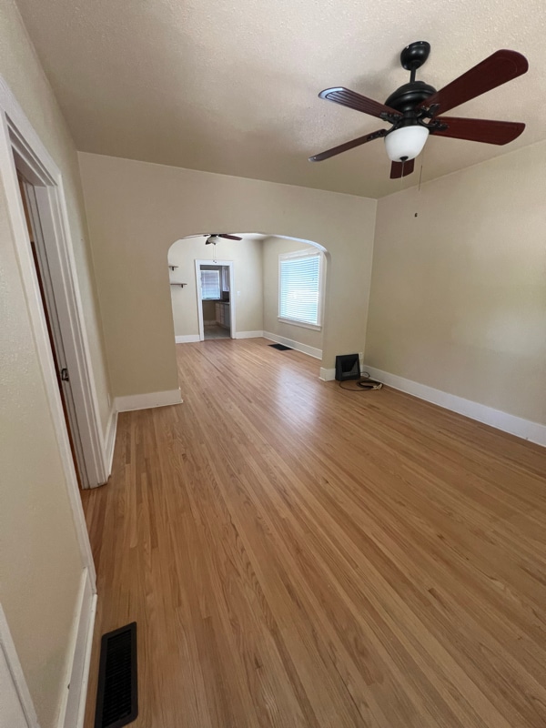 Photo - 509 4th St N