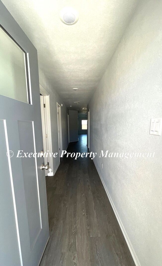 Photo - 1211 LEXINGTON Dr Unit A