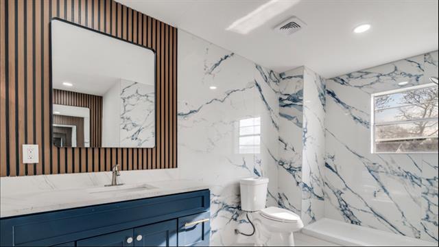 Photo - 8435 Birchcroft Dr