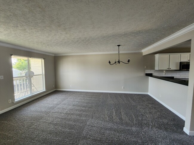 Photo - 100 Sheila Blvd