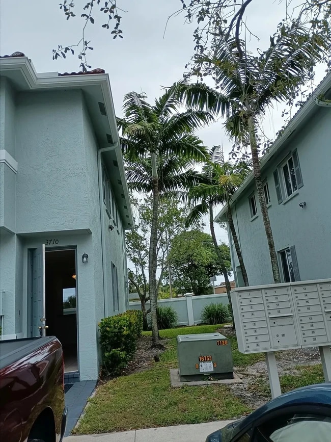Photo - 3710 Oleander Ter Unit 3710