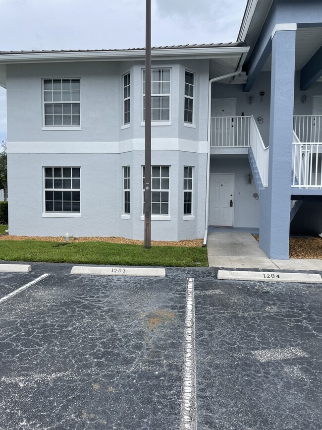 Building Photo - 8313 Bernwood Cove Loop